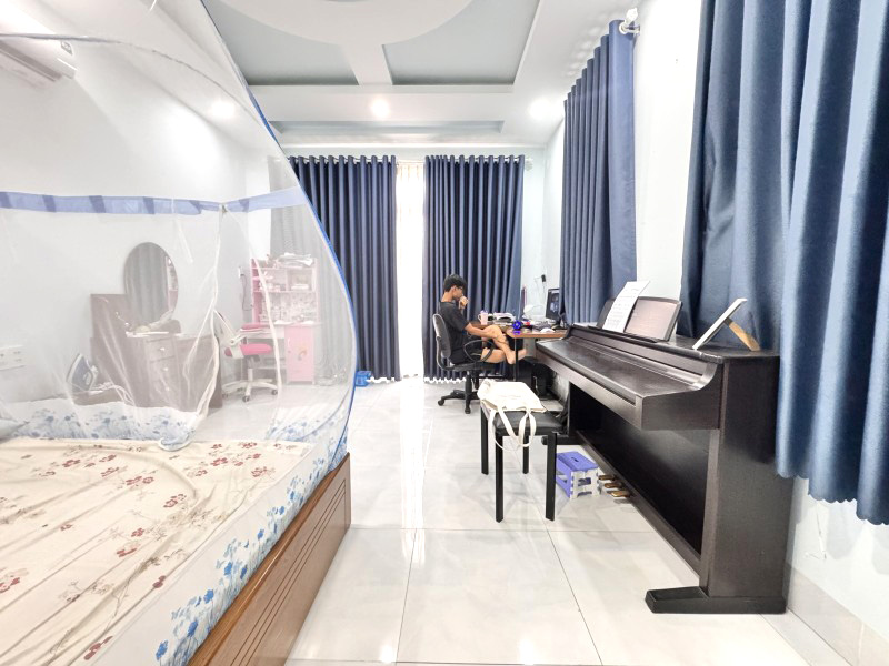 Bán Nhà Đẹp 3 Tầng Khu VIP Linh Đông – Gần Phạm Văn Đồng – Hẻm Xe Hơi –81m2 - Ngang 6m Hiếm Có – - Ảnh 3